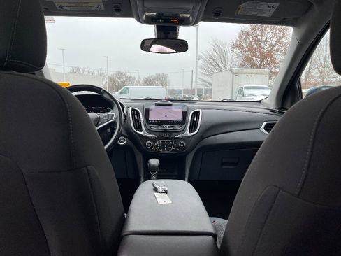 Used 2022 Chevrolet Equinox LT image 18