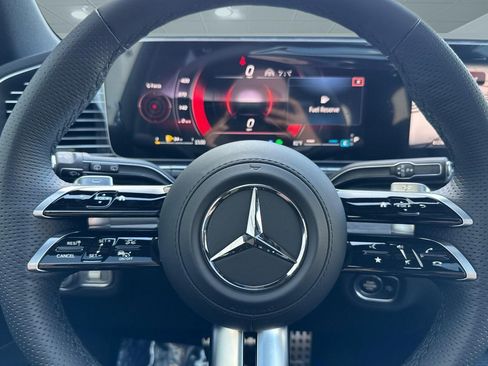 Used 2026 Mercedes-Benz GLS 450 4MATIC image 15