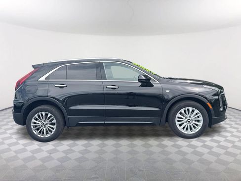 Used 2025 Cadillac XT4 Premium Luxury AWD/4WD image 4