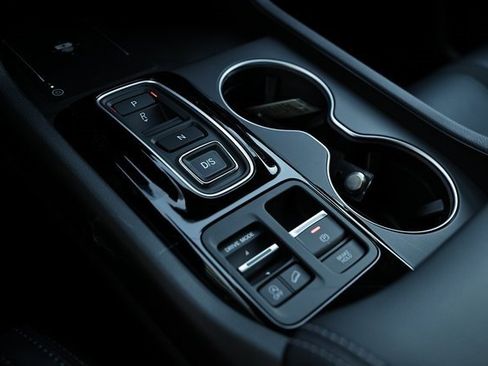 New 2025 Honda Pilot Touring image 40