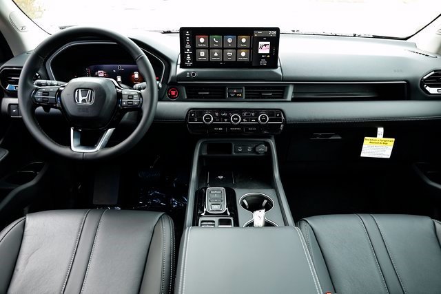 New 2026 Honda Pilot Touring image 22