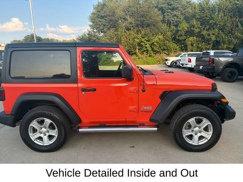 Used 2020 Jeep Wrangler Sport AWD/4WD image 7