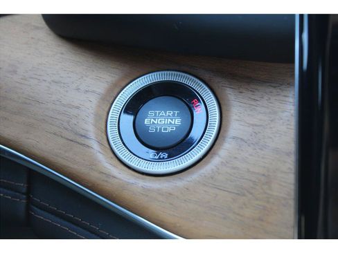 Used 2022 Jeep Grand Cherokee Summit AWD/4WD image 24