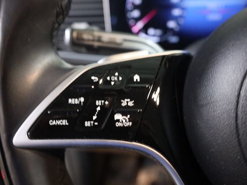 Used 2024 Mercedes-Benz GLE 350 4MATIC image 28