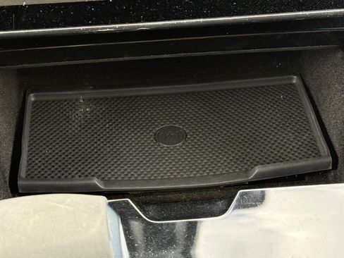 Used 2024 Land Rover Range Rover Sport SE image 32