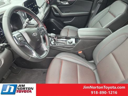 Used 2025 Chevrolet Blazer RS FWD image 14