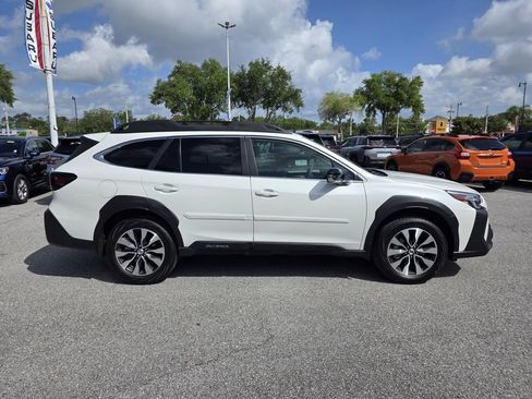 Certified 2025 Subaru Outback Limited XT AWD/4WD image 2