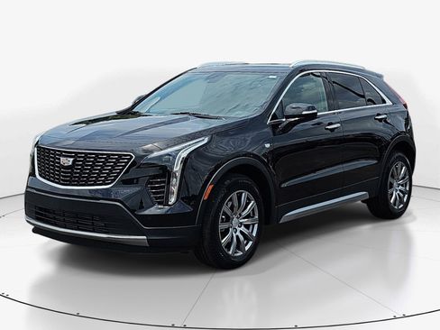 Used 2023 Cadillac XT4 Premium Luxury FWD image 8