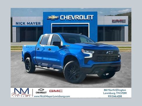 New 2026 Chevrolet Silverado 1500 LT Trail Boss w/ LPO, Dark Essentials Package AWD/4WD image 1