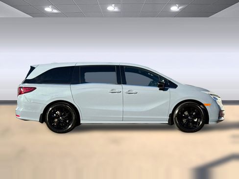 Certified 2024 Honda Odyssey Sport image 7