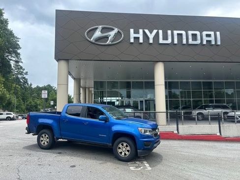 Used 2018 Chevrolet Colorado W/T w/ WT Convenience Package RWD image 1