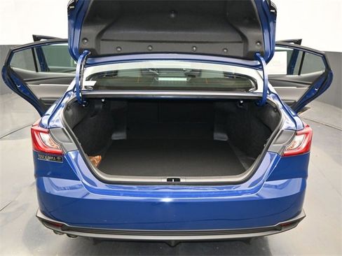 New 2026 Toyota Camry SE image 13