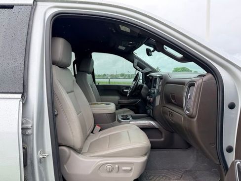 Used 2020 Chevrolet Silverado 3500 LTZ w/ LTZ Premium Package AWD/4WD image 11