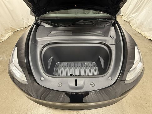 Used 2020 Tesla Model Y Performance image 26