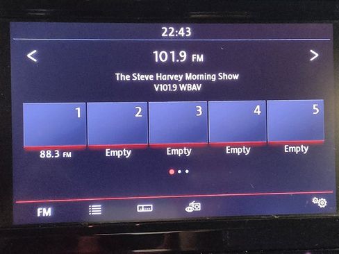 Used 2021 Volkswagen Passat 2.0T S image 25