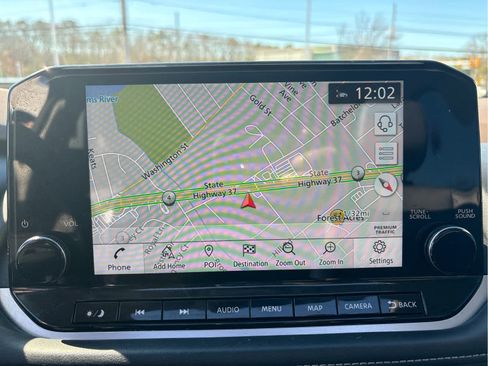 Used 2022 Nissan Rogue Platinum w/ Head-Up Display Package image 12