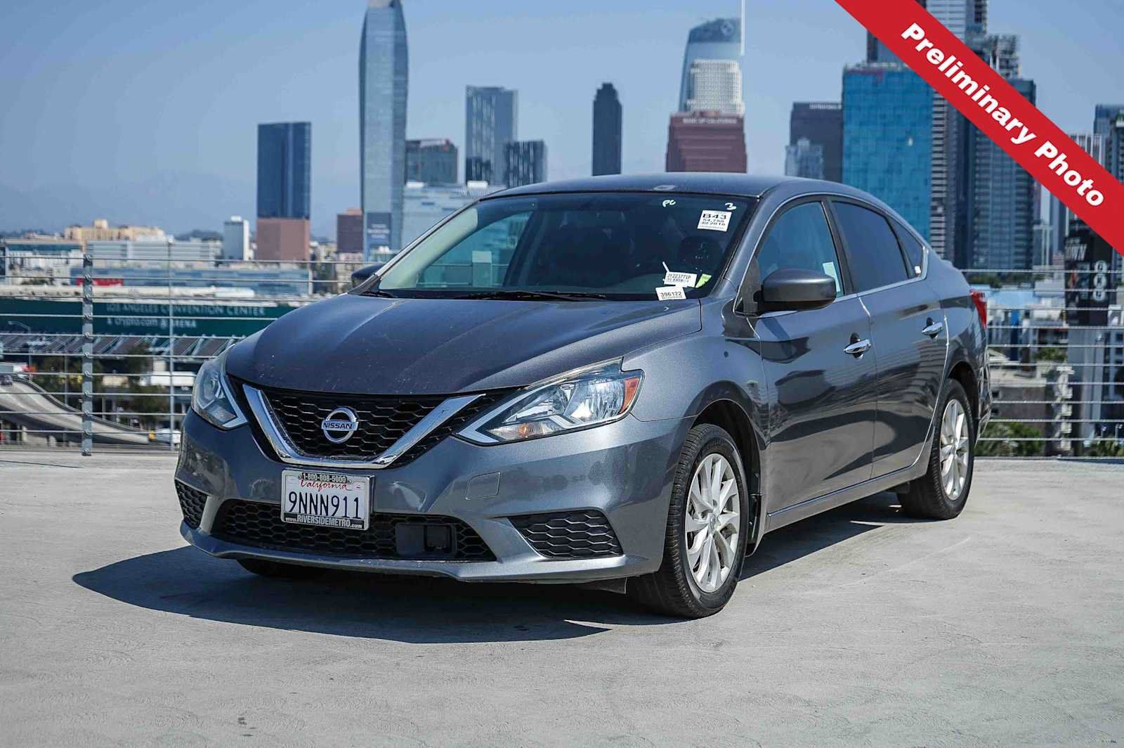 Used 2018 Nissan Sentra SV FWD image 1