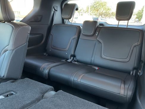 New 2026 Nissan Armada SL image 16