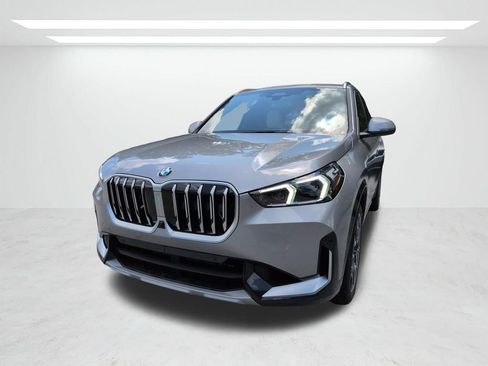 New 2026 BMW X1 xDrive28i w/ Technology Package AWD/4WD image 8