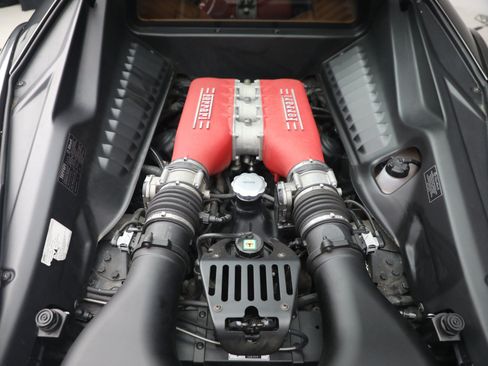 Certified 2012 Ferrari 458 Italia Coupe RWD image 25