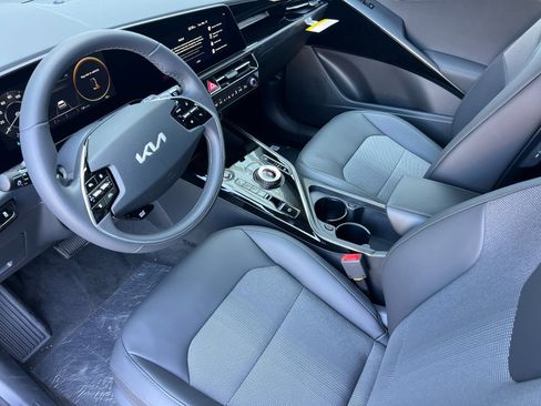 New 2026 Kia Niro Wind image 10