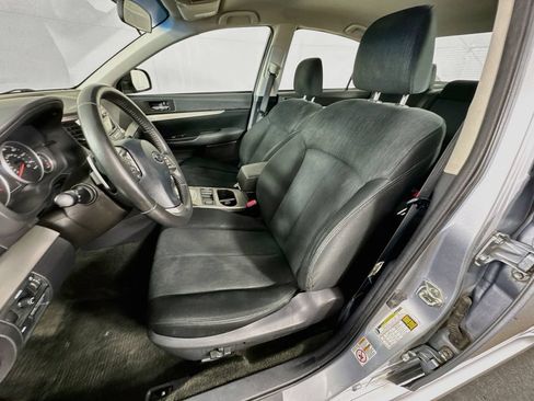 Used 2013 Subaru Legacy 2.5i Premium w/ All-Weather Pkg AWD/4WD image 23