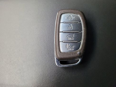 Used 2021 Hyundai Tucson Limited w/ Cargo Package image 32