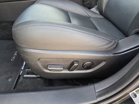 Used 2025 MAZDA CX-30 AWD 2.5 S w/ Preferred Package image 17