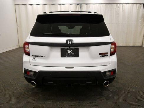 Certified 2022 Honda Passport TrailSport image 6