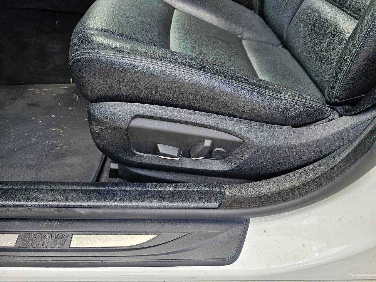 Used 2016 BMW 528i Sedan w/ Premium Package RWD image 13