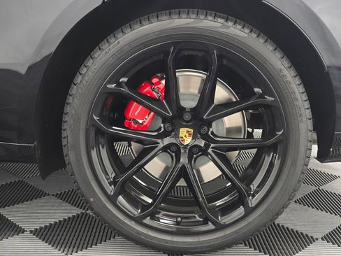 New 2026 Porsche Macan GTS image 33