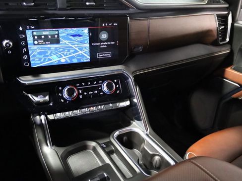 Used 2024 GMC Sierra 2500 Denali Ultimate image 58