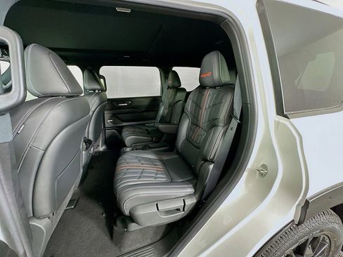 New 2026 Nissan Armada PRO-4X image 33