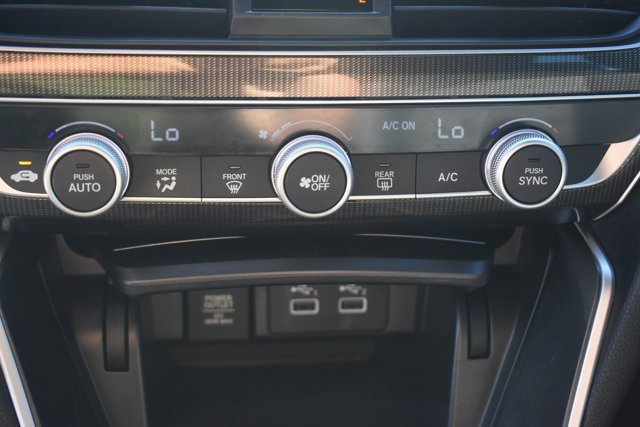 Used 2021 Honda Accord Sport image 25