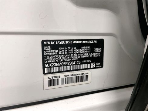 Used 2023 BMW X7 xDrive40i w/ Executive Package image 37