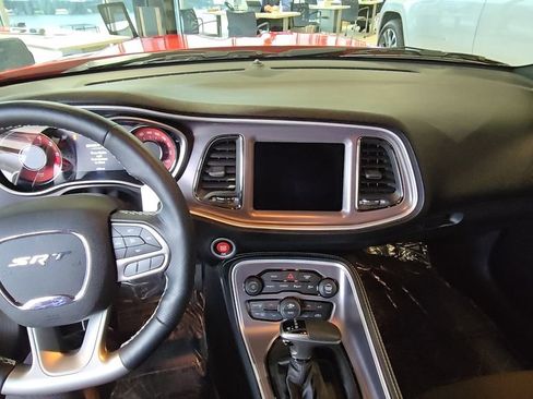 Used 2022 Dodge Challenger SRT Hellcat image 17