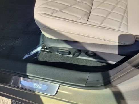 New 2026 Nissan Sentra SL w/ Floor Mat Package FWD image 9