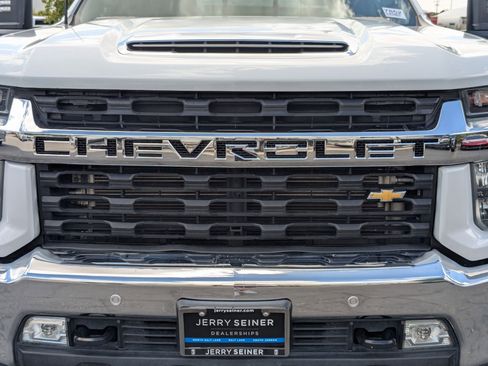Used 2022 Chevrolet Silverado 3500 LT w/ All Star Edition AWD/4WD image 9