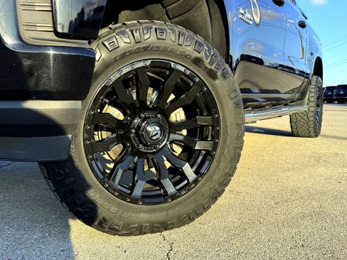 Used 2021 Chevrolet Silverado 1500 RST w/ Texas Edition Plus image 2