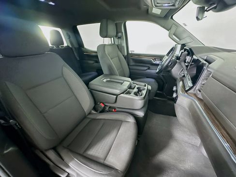 Used 2024 Chevrolet Silverado 1500 LT image 30