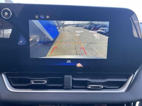 Used 2025 Chevrolet Equinox LT w/ Midnight Edition image 14