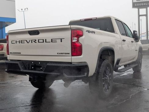 New 2026 Chevrolet Silverado 1500 Custom Trail Boss w/ LPO, Dark Essentials Package image 7