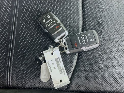 Used 2024 RAM 3500 Laramie image 34