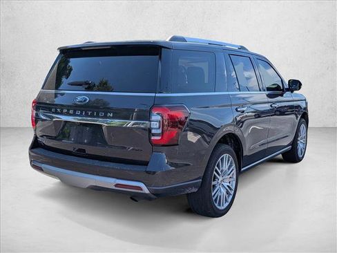 Used 2024 Ford Expedition Limited RWD image 6