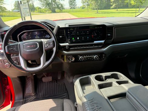 Used 2022 GMC Sierra 1500 SLE AWD/4WD image 11