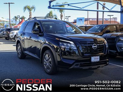 New 2025 Nissan Pathfinder SV