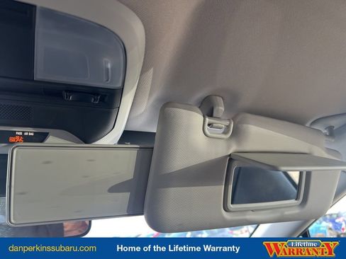 Certified 2024 Subaru Crosstrek 2.0i image 21