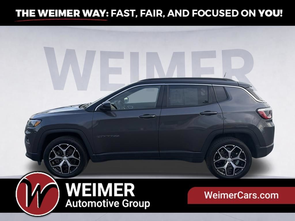 Used 2024 Jeep Compass Limited AWD/4WD image 7