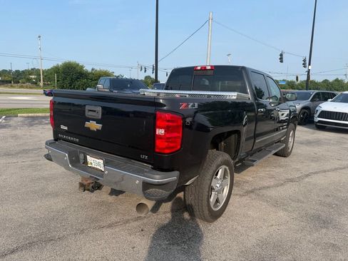 Used 2019 Chevrolet Silverado 2500 LTZ w/ Duramax Plus Package AWD/4WD image 3