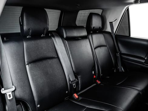 Used 2024 Toyota 4Runner TRD Off-Road Premium w/ Moonroof Package AWD/4WD image 34